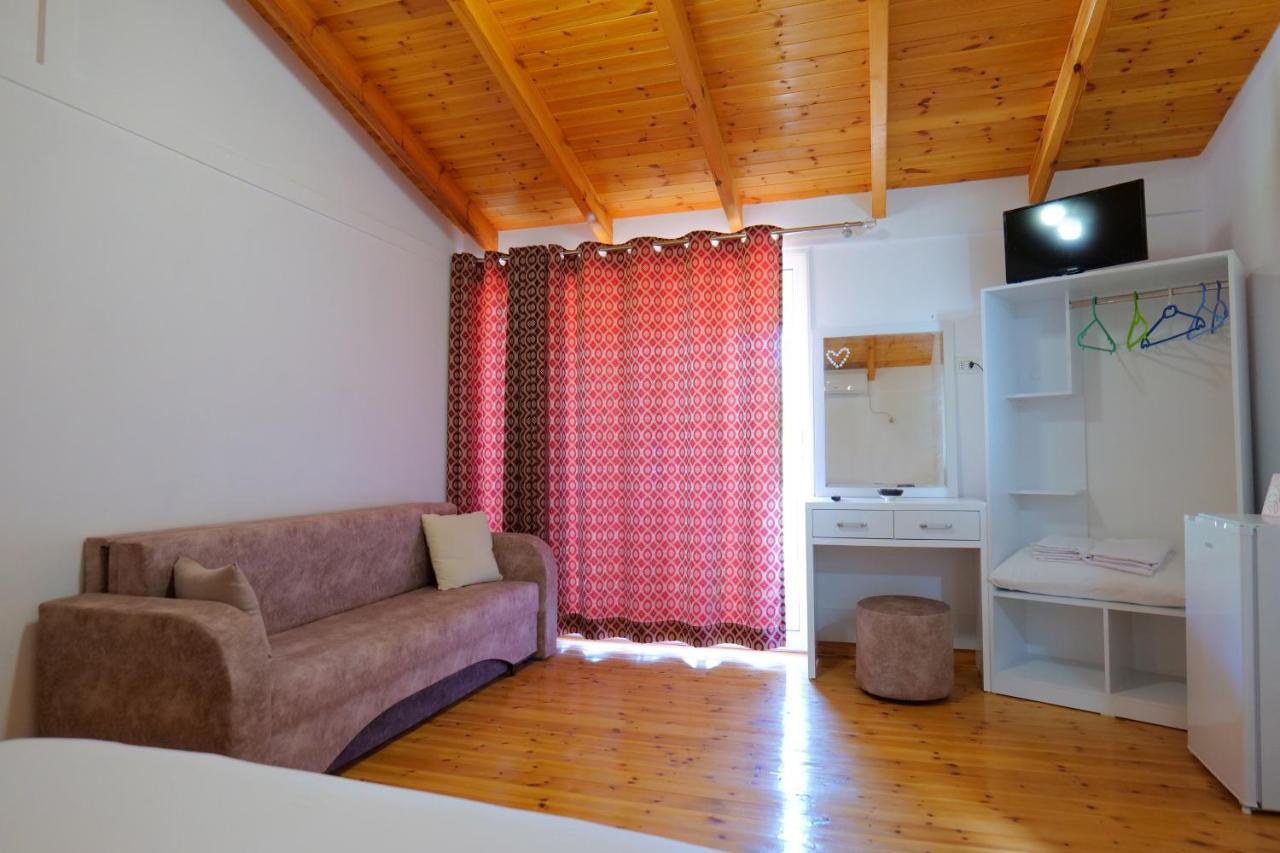 Vila Ari Borsh Exterior photo
